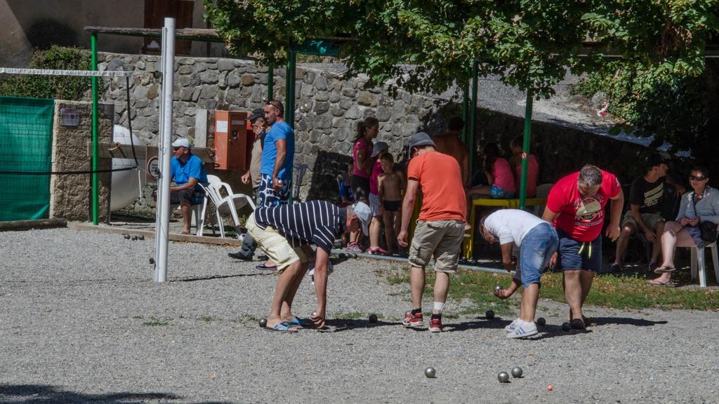 Les Eaux Chaudes Otel Digne-les-Bains Dış mekan fotoğraf